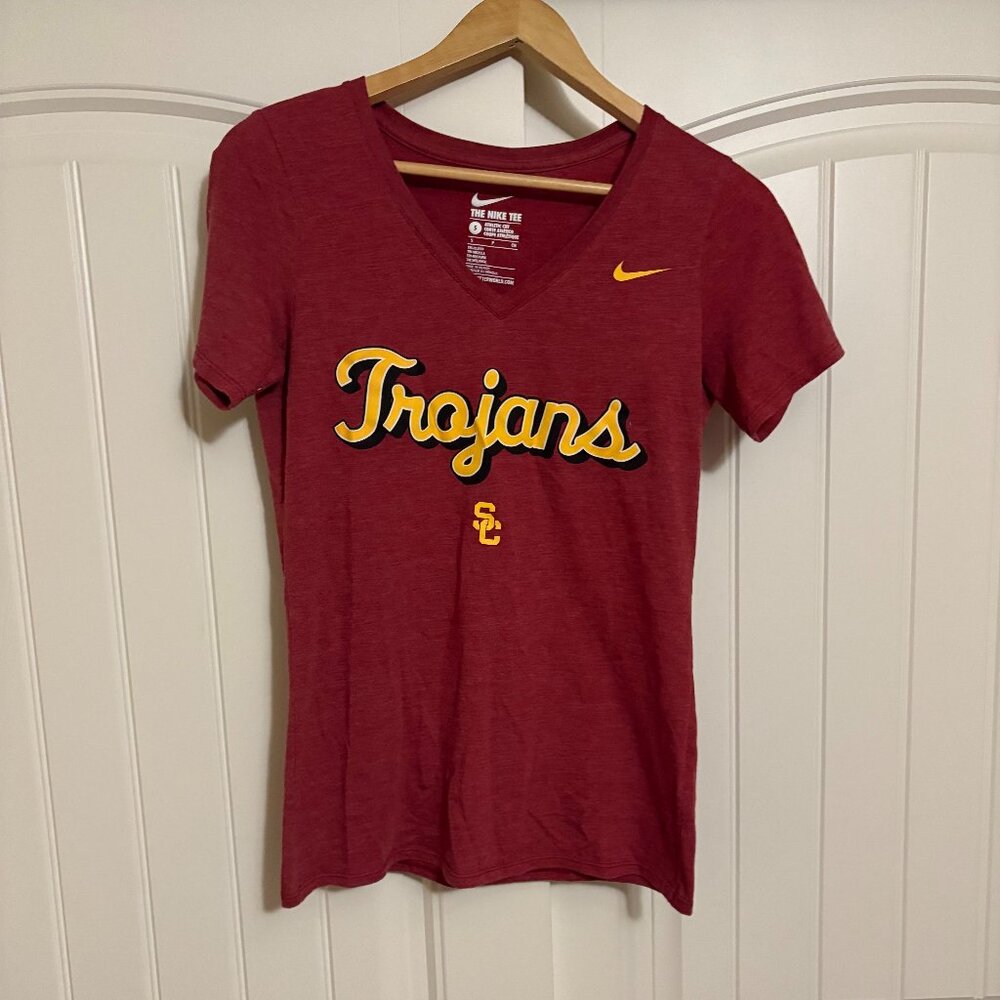 USC Trojans Short Sleeve T Shirt Women's Small Nike Red Gold V Neck Polyester